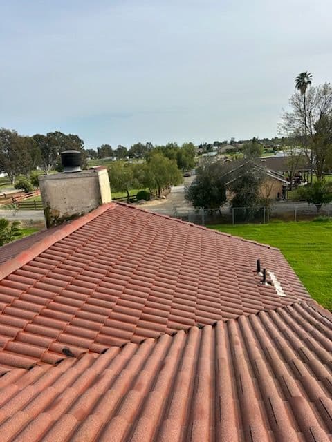 Comprehensive Roof Washing Solutions in California