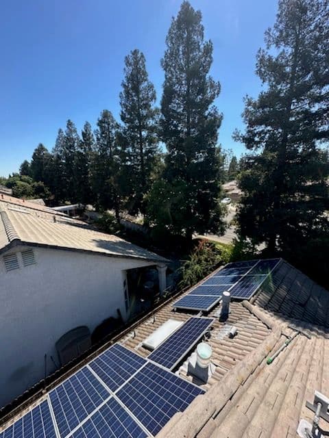 Gallery photos for Fresno Solar Panel Cleaning Brightens Energy Output: Image #3