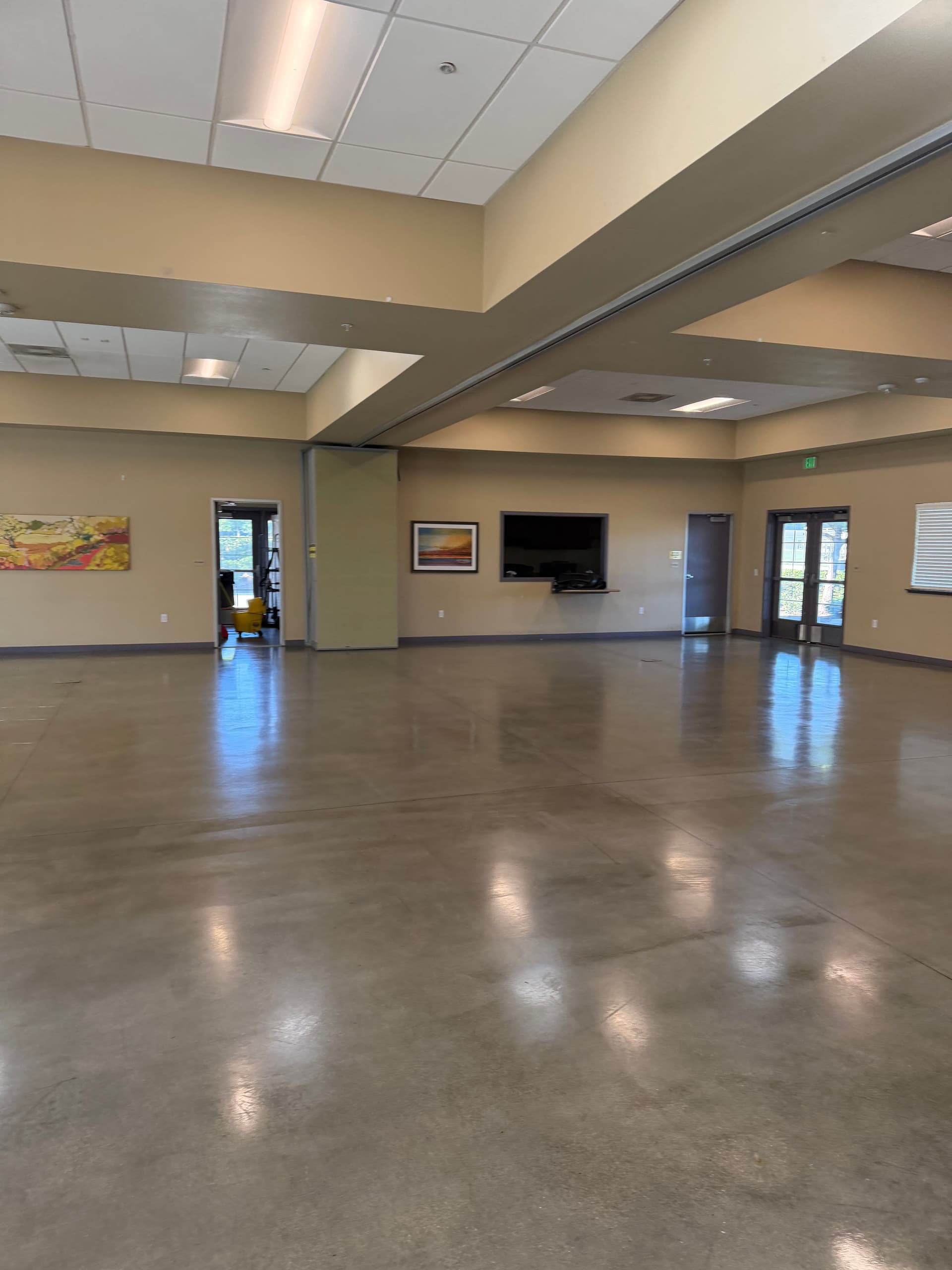 Gallery photos for Commercial Floor Strip and Wax in a Multi-Purpose Room: Image #2