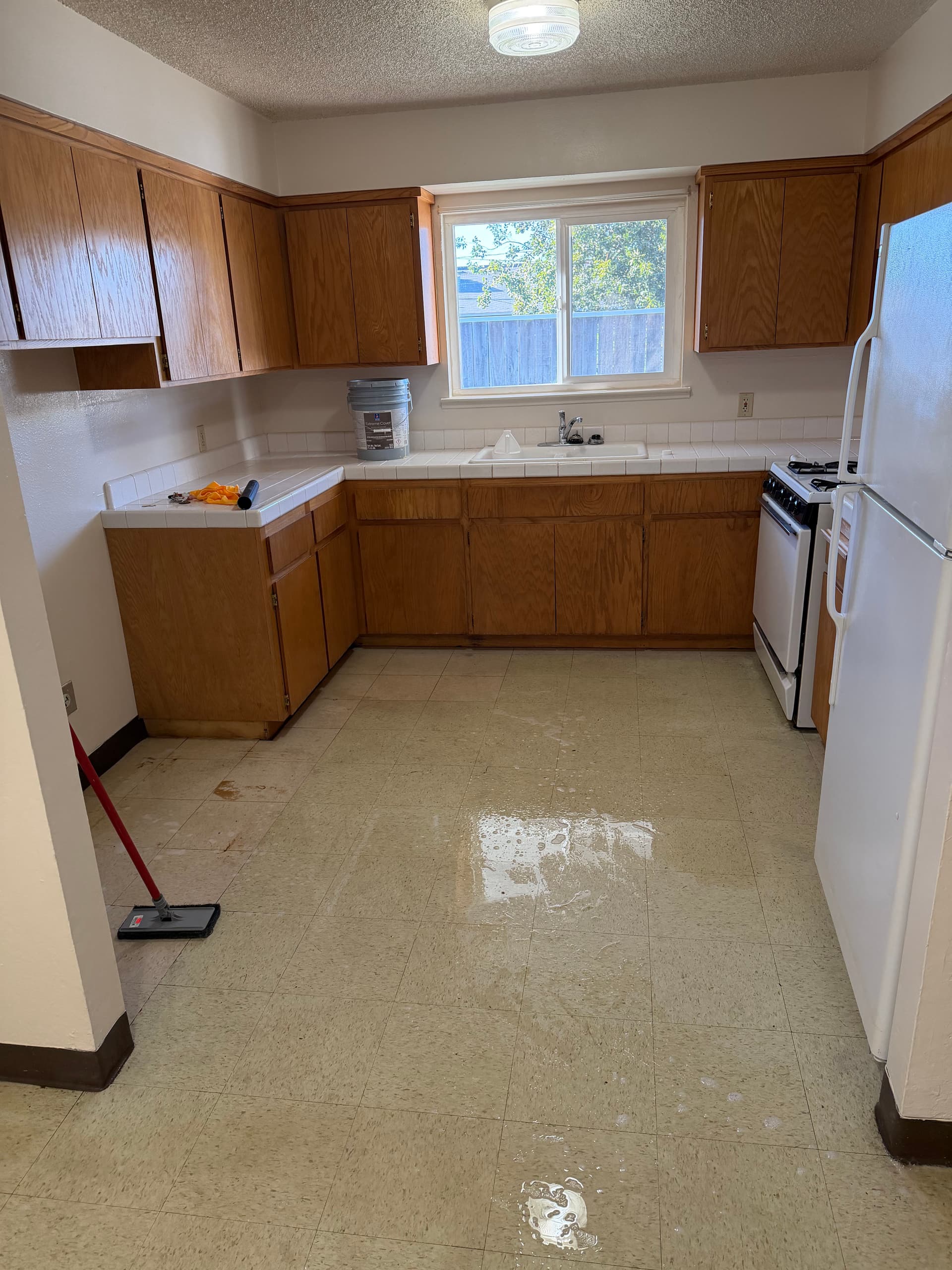 Floor Strip and Wax on 4 Units for Madera Housing image