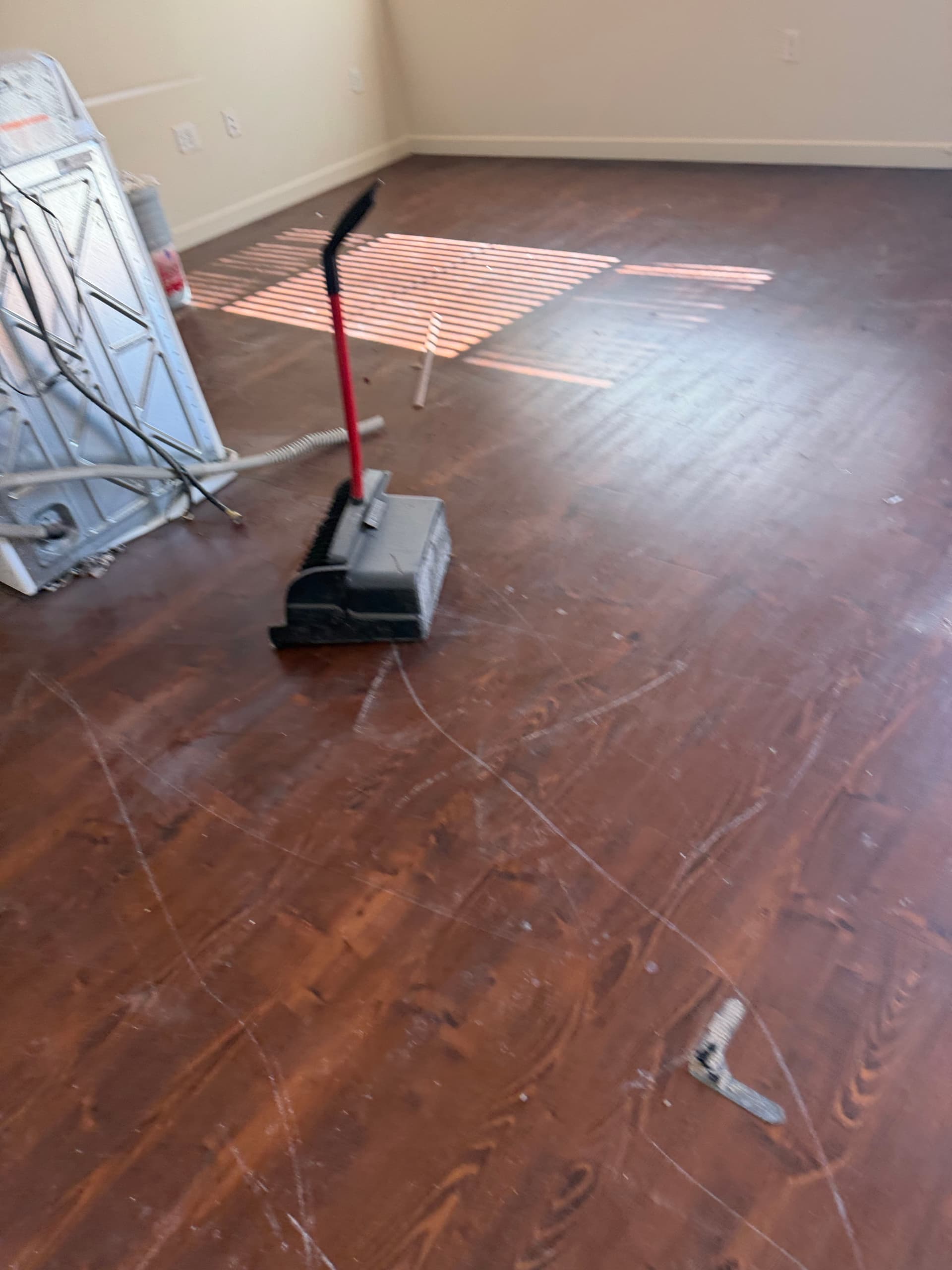 Gallery photos for Apartment Unit Turnover Deep Clean with Stripped and Waxed Floors: Image #1